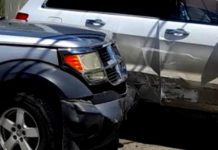 Accidentes dejan cuantiosos daños materiales y caos vial