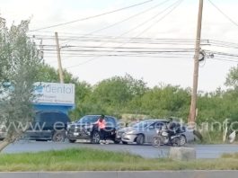 Chocan dos unidades en carretera Río Bravo a Reynosa dejando solo daños materiales