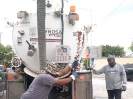 Sondeó Comapa drenajes sanitarios en Campestre Itavu y Villas del Roble