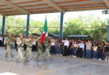 Realizan honores a los símbolos patrios en la Universidad Politécnica de la Región Ribereña