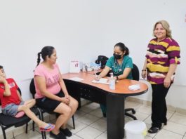 Ofrecen a ciudadanos atención en oficinas del DIF