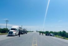 Tránsito Estatal asegura tractocamión con hidrocarburo crudo