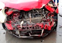Accidentes viales dejan cuantiosos daños materiales en unidades