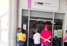 Exhortan a ciudadanos tramitar su credencial de elector del INE