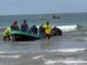 Vuelca lancha con dos pescadores a bordo, fueron rescatados por compañeros