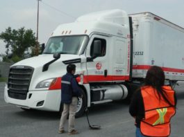Invitan municipio y Cecati a mujeres a capacitación en el transporte de carga