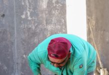 Mejora Comapa eficiencia de pluvial con trabajos de mantenimiento en el paso a desnivel no. 1
