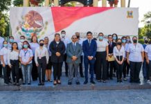 Participan servidores públicos en ceremonia de honores organizada por Secretaría de Salud Municipal