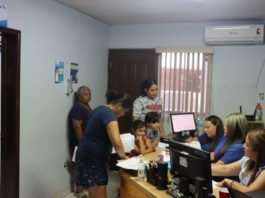 Agradecen padres de familia servicio de transporte gratuito en Miguel Alemán