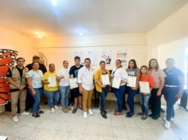 Entregaron 10 certificados de secundaria del ITEA
