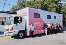 Mely Rocha Promueve Detección Oportuna de Cáncer Mediante Papanicolaou en Unidad Móvil