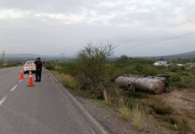 Vuelca pipa sobre carretera a Tula