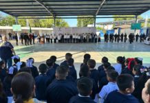 Realizan entrega de libros, uniformes y útiles escolares en Miguel Alemán