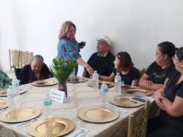 Realizan evento especial con motivo del Día de los Abuelitos
