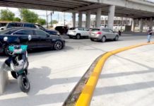 Accidente vial deja una persona lesionada y daños en boulevard Hidalgo