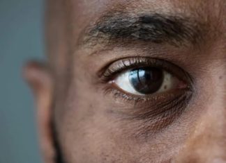 Worldcoin, fraude y riesgos en Biométricos; mexicanos son víctimas