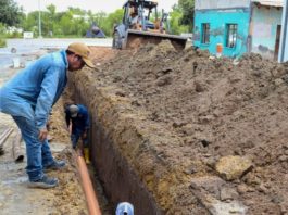 Trabaja COMAPA en la rehabilitación de red de atarjea en la colonia Bella Vista