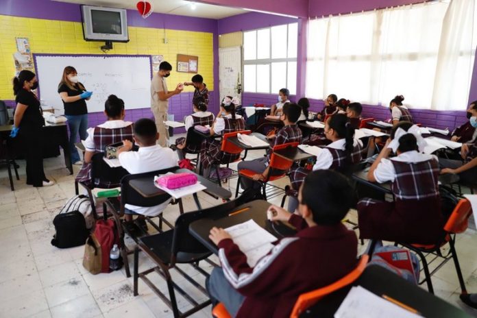 Mucha demanda causan carreras de la AAA (1)