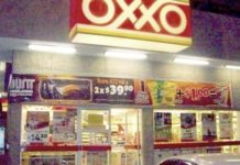 Rateros roban en tienda de conveniencia en la zona Centro
