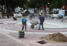 Modernizan plaza principal de Miguel Alemán