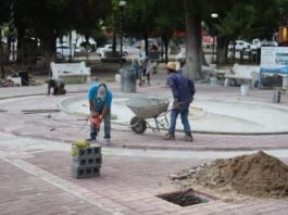 Modernizan plaza principal de Miguel Alemán