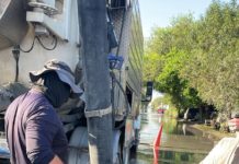 Sondeó COMAPA drenaje sanitario en la colonia Campestre