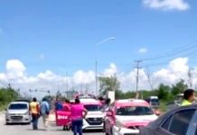 Accidente vial deja daños materiales y caos en apartado sector popular