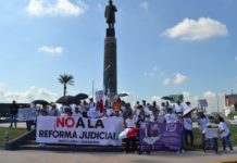 Marchan y protestan trabajadores del Poder Judicial Federal contra la Reforma Judicial