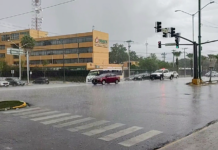 Exhortan a automovilistas conducir con precaución en vialidades por lluvia