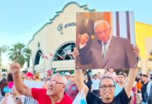 Trabajadores del Poder Judicial gritan corrupto y dictador a Obrador