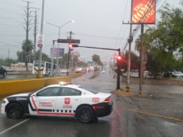 Cierra Tránsito de Reynosa pasos a desnivel con acumulación de agua