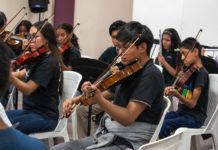 Forma parte de una nueva generación de violistas