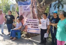 Oran y ayunan durante 40 días para terminar con el aborto