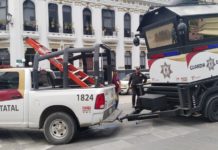 Guardia Estatal coloca Torre de Vigilancia en la plaza de Armas por fiestas patrias