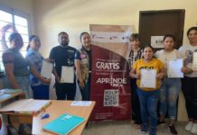 Impulsan pláticas prematrimoniales y entrega de certificados educativos