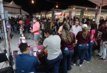 Llevan exposición ganadera, isla de productos elaborados por productores rurales