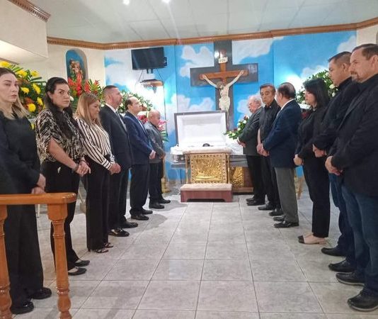 Rinden reconocimiento póstumo a ex alcalde Profr. Amaro Guerra Ramírez