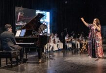 Regina Orozco recibe homenaje de parte del Gobierno Municipal y el FIO