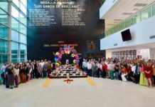 Recuerda Congreso a exintegrantes de este poder con la instalación del altar de muertos