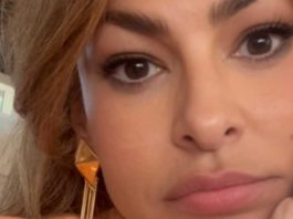 Eva Mendes revela que le prohíbe a sus hijas el acceso al internet