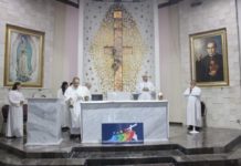 En su 32 aniversario como sacerdote crece feligresía en San Antonio María Claret