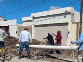 Inició COMAPA rehabilitación de drenaje sanitario en la colonia Vicente Guerrero