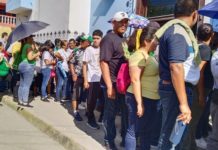 Con mariachi, flores, pero sobre todo con fe, acuden ante San Judas Tadeo, hoy en su día