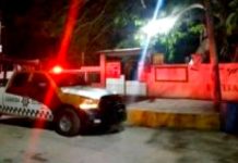 Auxilia unidad medica a persona encontrada semi-inconicente en la vía pública