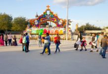 Ciudadanos salieron a las calles para celebran día de Brujas o Halloween