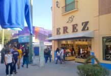 Comerciantes formales esperan repunte de ventas durante navidad y fin de año