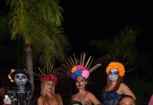 Extraordinaria Procesión Náutica “Entre Luces y Muertos” en el Paseo La Cortadura