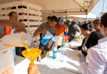 Acercó DIF en tu Colonia apoyos a familias de Palmas Diamante