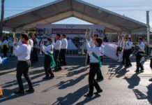 Engalanó Broncos Marching Band Desfile del 114 Aniversario de la Revolución Mexicana