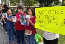 Angustiados familiares del capitán del barco desaparecido suplican les den información sobre este caso